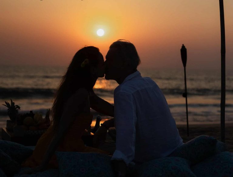 Villa Fiesta - Beach Sunset Picnic